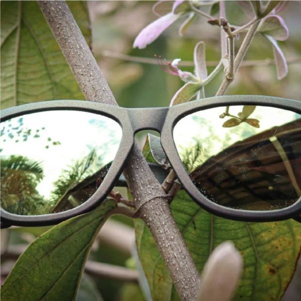 Óculos de Sol Yopp Polarizado Uv400 Camaleão - Cobre