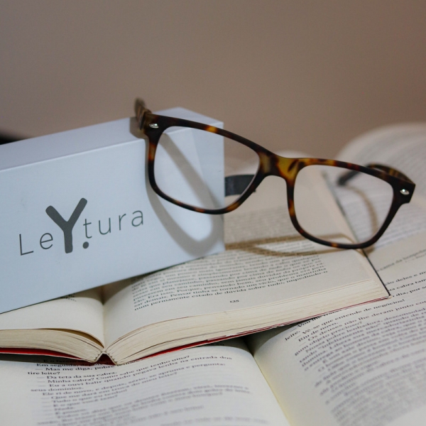 Óculos de Leitura Yopp Retangular Tartaruga