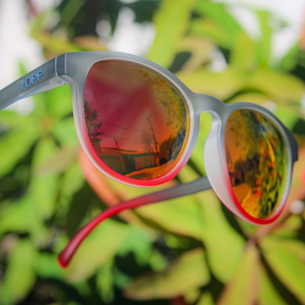 Óculos de Sol Yopp Polarizado Uv400 Gray Tu-ton Vermellho